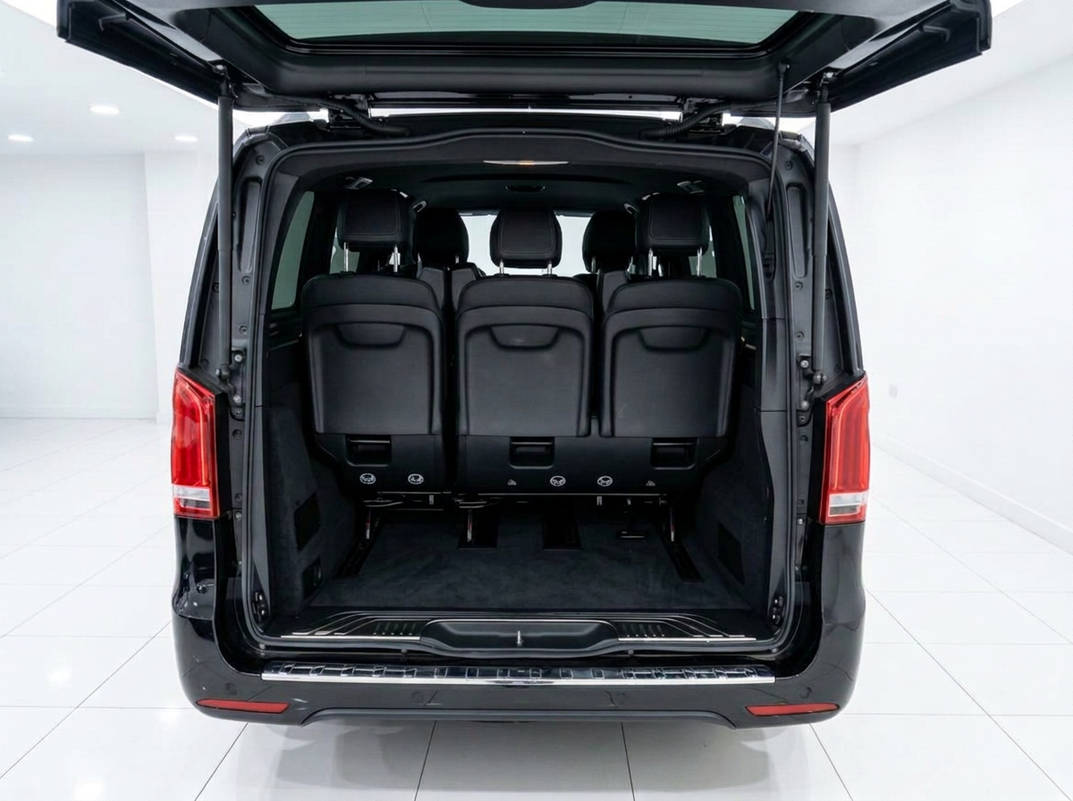 Mercedes V-Class thumbnail 4